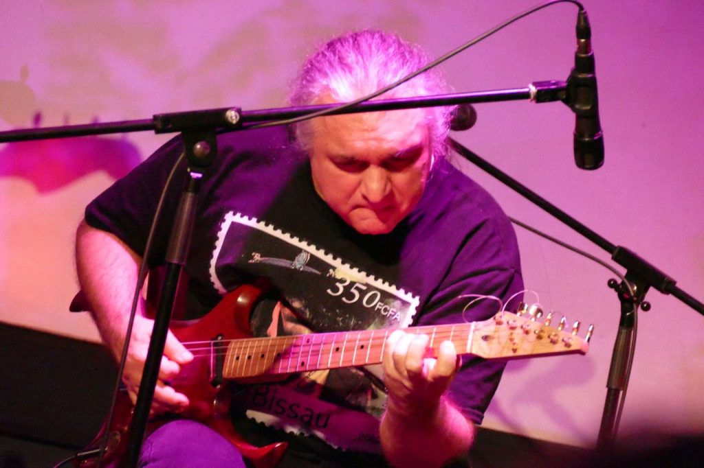 Halper_Laszlo_jazz_gitar_koncert_2022_foto_Kecskes_Miklos